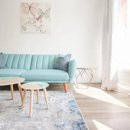 Modernes Und Zentrales 4 Zimmer Apartament *