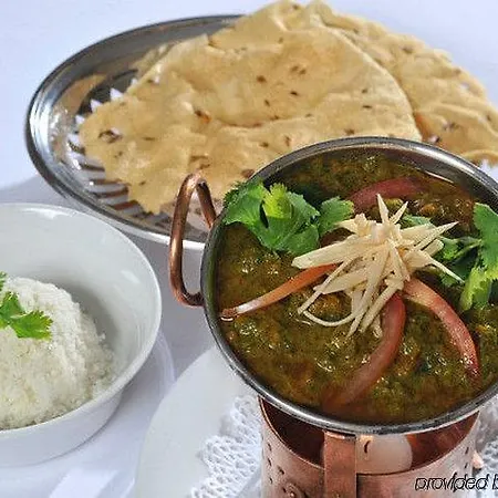 كورتيارد مطار هامبورج فندق 4*
