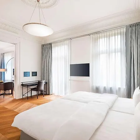 Grand Elysee 5*