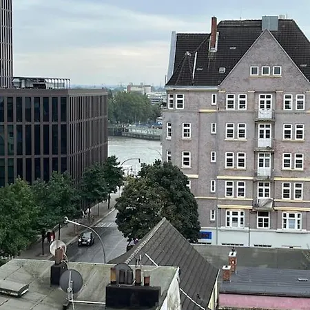 Appartement Modernes Loft Mitten Ueber Dem Kiez Auf St.pauli!