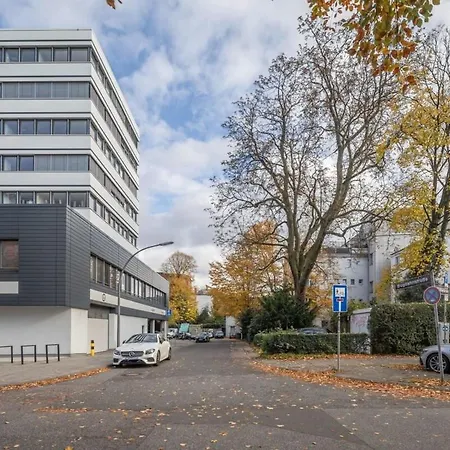 Hamburg City Apartment *
