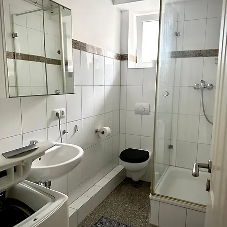 Stayinhostel Hostal *