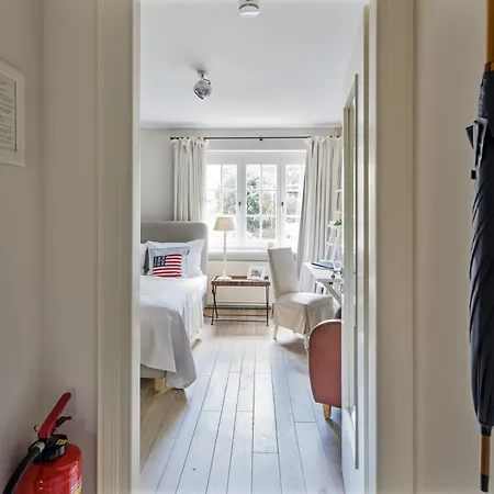 Von Deska - Ivy House 3*