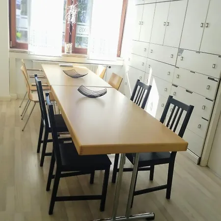 Monteurzimmer In West Bei Hansezimmer * Hamburg