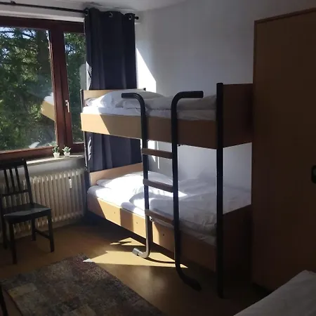 Monteurzimmer In West Bei Hansezimmer