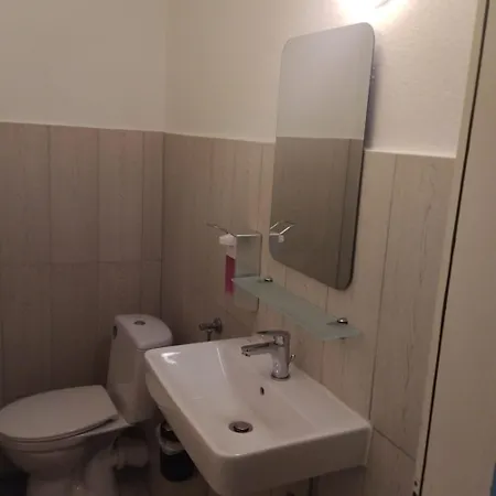 Hostel Monteurzimmer In West Bei Hansezimmer *