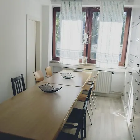 Monteurzimmer In West Bei Hansezimmer