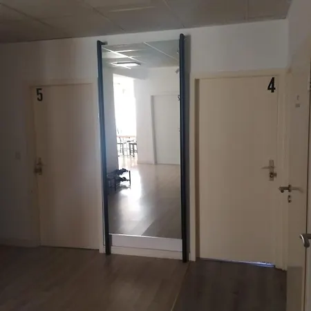 Hostel Monteurzimmer In West Bei Hansezimmer Hamburg