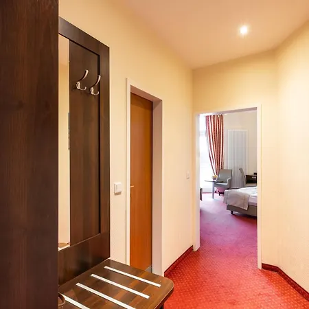 Hotel Graf Moltke 3*