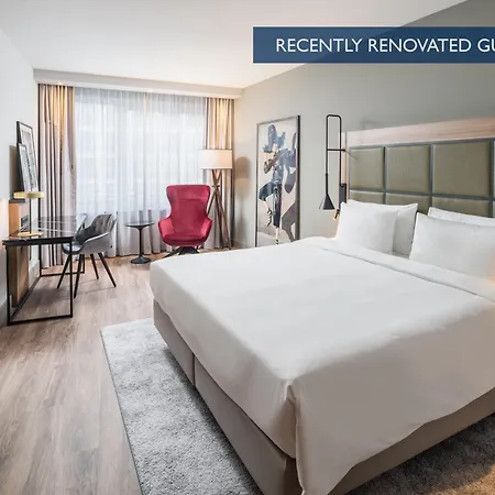 Radisson Blu Hotel, Airport Hotel 4*