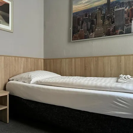 Hotel Kieler Hof Am Hauptbahnhof - Station 2*