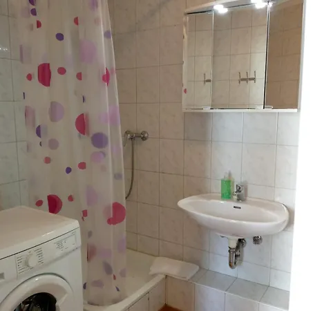 Center 8 Гамбург