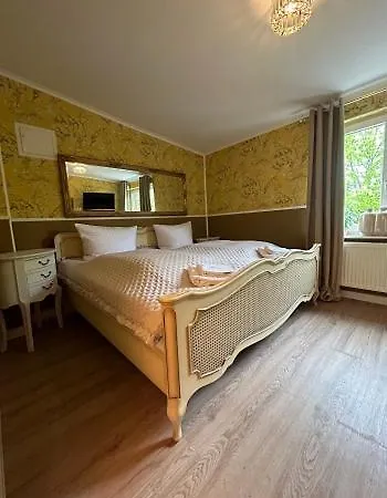 28 Am Saseler Markt 4 Schlafzimmer Renoviert Apartment Hamburg