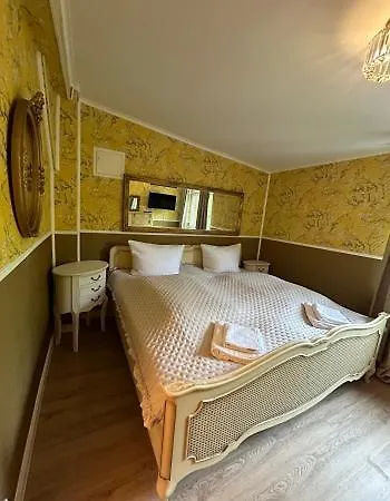 28 Am Saseler Markt 4 Schlafzimmer Renoviert *