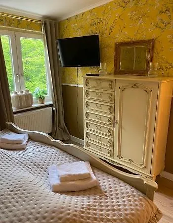 28 Am Saseler Markt 4 Schlafzimmer Renoviert Apartment