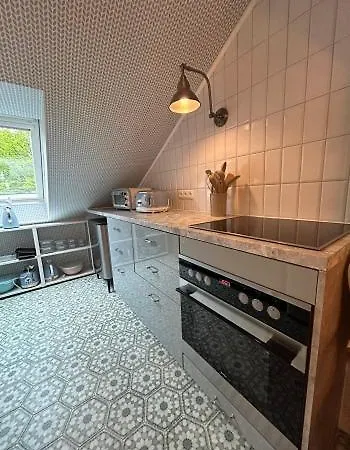 28 Am Saseler Markt 4 Schlafzimmer Renoviert Apartment *