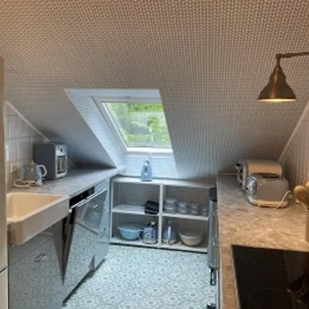 Apartment 28 Am Saseler Markt 4 Schlafzimmer Renoviert *