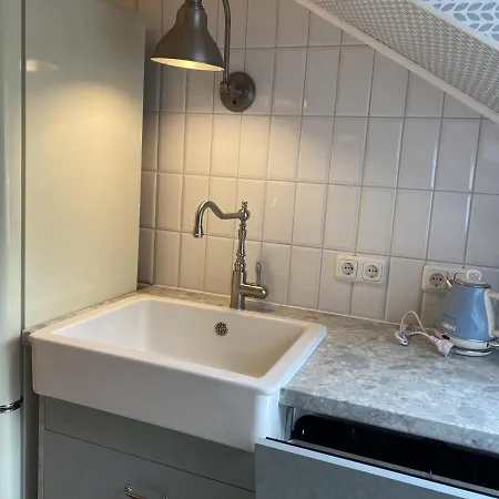 28 Am Saseler Markt 4 Schlafzimmer Renoviert Apartment