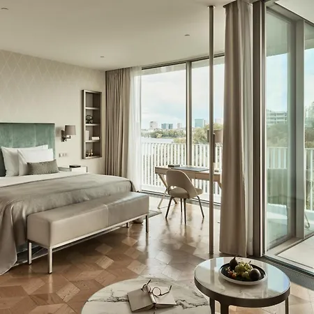 Hotel The Fontenay 5*
