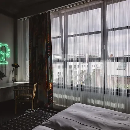 Hotel Superbude Altona 3*