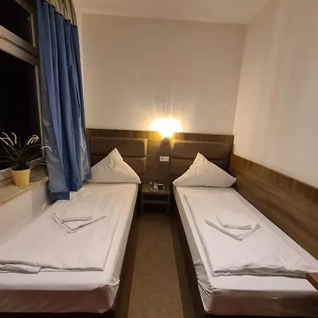 Cch Zentrum Hotel 4*