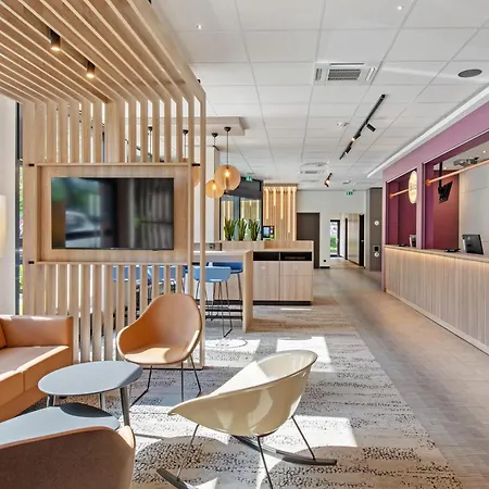 Hotel Hamburg-airport 3*