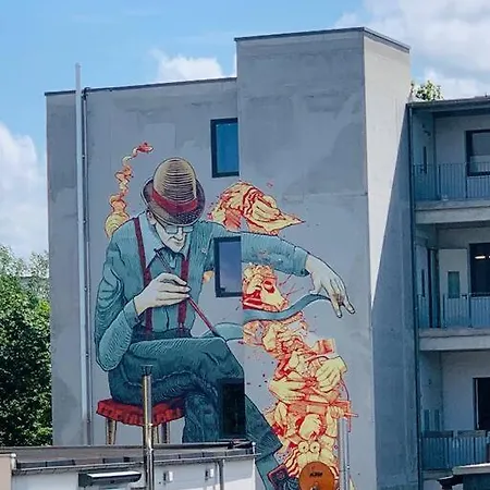In One Of Neighborhoods In Apartment Hamburg