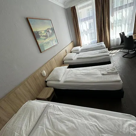 Hotel Kieler Hof Am Hauptbahnhof - Station