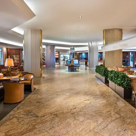 Hotel Grand Elysee 5*