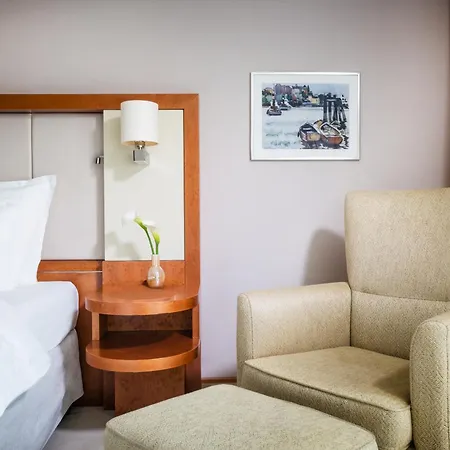 Hotel Grand Elysee