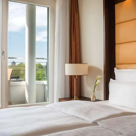 Grand Elysee Hotel