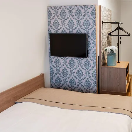 Garner Nord By Ihg Hotell
