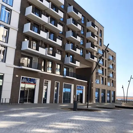 Cozy Elbe View Apartment *