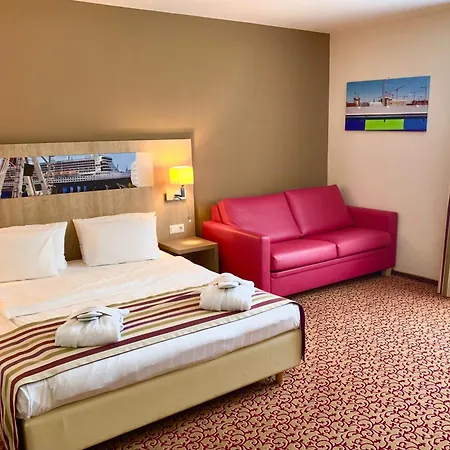 Mercure Am Volkspark 4*