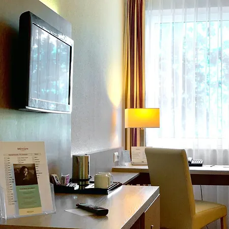 מלון Mercure Am Volkspark 4*