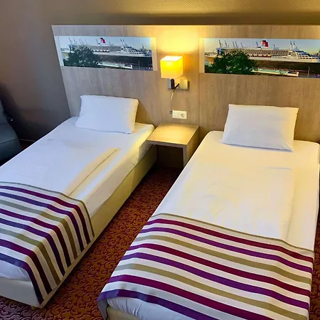 Mercure Am Volkspark מלון המבורג