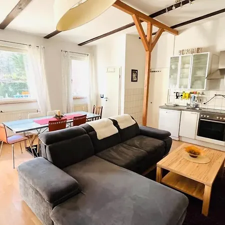 Hotel apartamentowy Loft Moin Near Ndr Uke Zoo