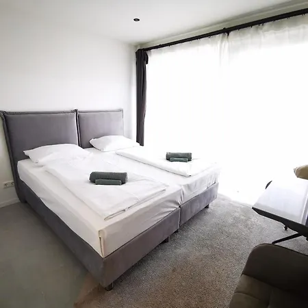 Hh 02 By Rockchair - Superhost Status - Modernes Mit Sonnigem Balkon & Premium Boxspringbetten In Winterhude - Geheimtipp Appartement *