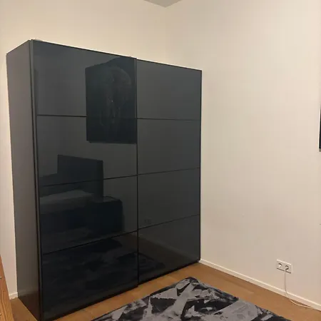 90 Qm Shanghaiallee Apartment Hamburg