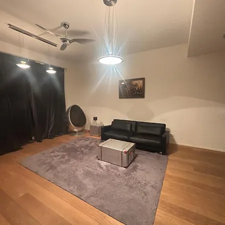 Apartment 90 Qm Shanghaiallee *