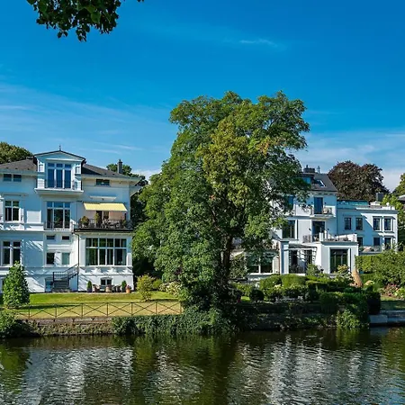Lage Winterhude Und Alster Hamburg