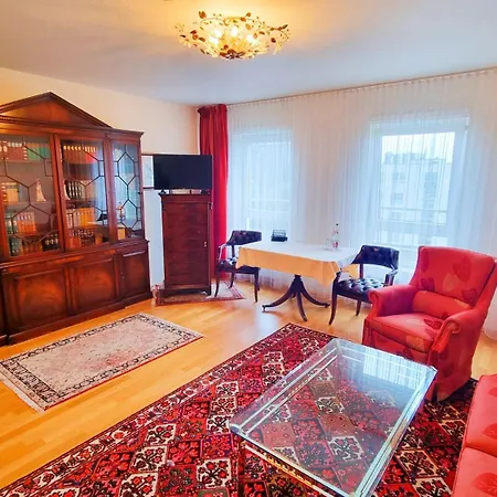 Newlivinghome Residenzhotel 4*