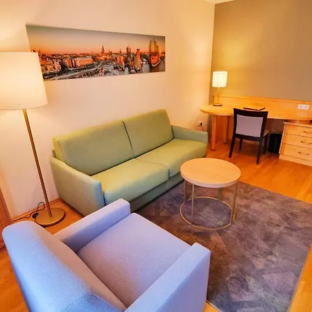 Newlivinghome Residenzhotel 4* Hamburg