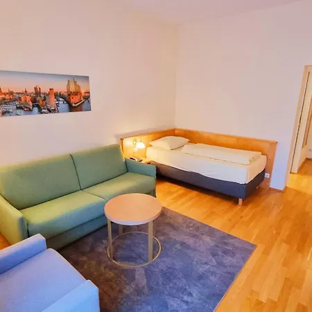 Hotel apartamentowy Newlivinghome Residenzhotel 4*