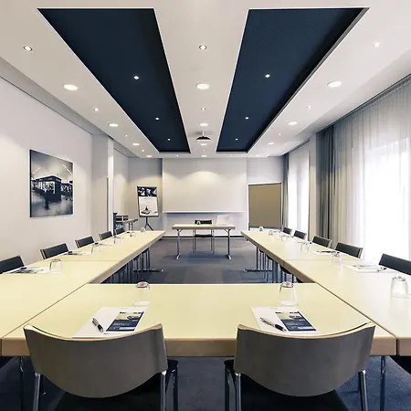 Hotel Mercure Mitte 4*
