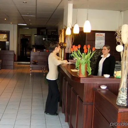 Rahlstedter Hof Hotel 2*