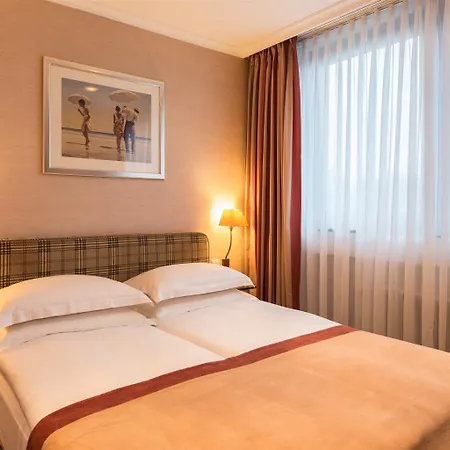 Szálloda Western St. Raphael 4*
