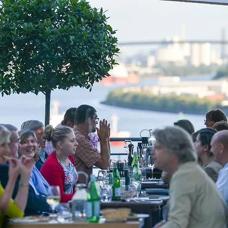 Rainvilles Elbterrassen Hotel