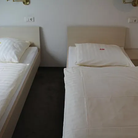 Zur Alten Eiche 3* Hamburg