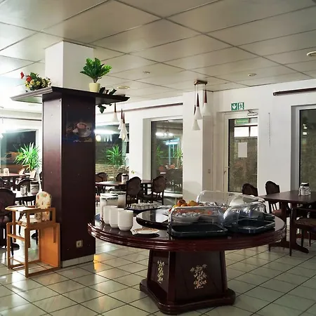 Hotel Rahlstedter Hof 2*
